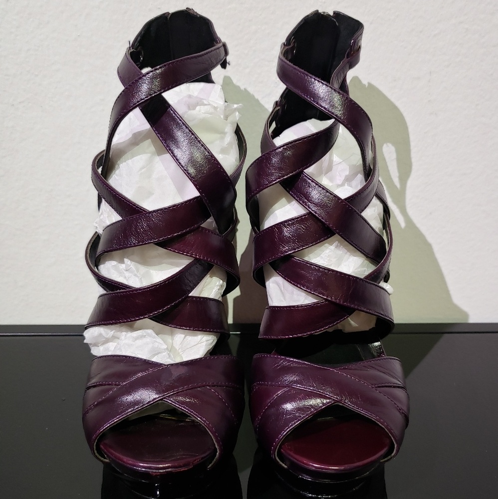 HOT 🔥🔥Velvet Angels strappy leather high heels